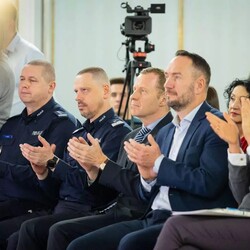Ruszyła kampania „Dzieciństwo bez Przemocy” – policja włącza się w działania!
