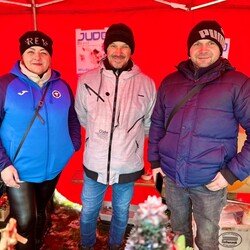 Bożonarodzeniowy Kiermasz w Larysz-Hajdowizna – ognisko, kolędowanie i magia świąt