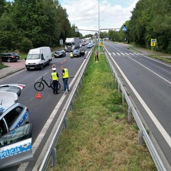 Potrącenie rowerzysty na ulicy Obrzeżnej Zachodniej