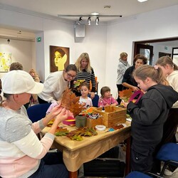 „Kapibary Jesieniary na Rynek”