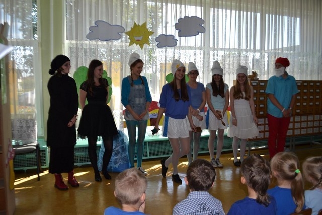 Dzie&#324; dziecka w bibliotece (fotorelacja)
