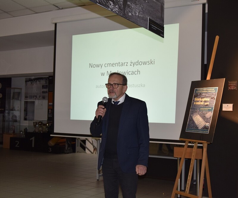 Historia żydowskiego cmentarza w Mysłowicach opowiedziana przez dr. Pastuszkę