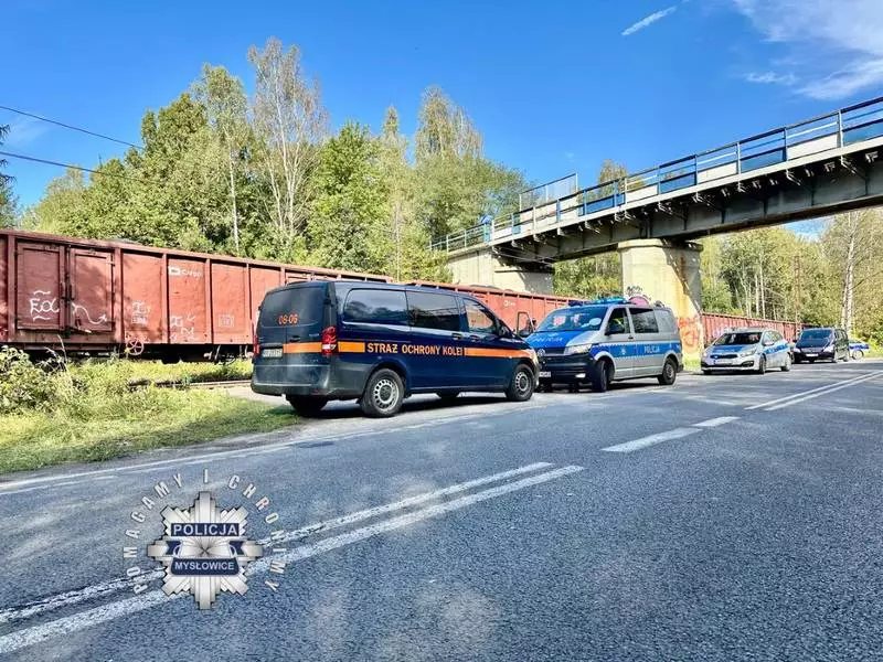 Niebezpieczne przejście przez tory – pociąg śmiertelnie potrącił mężczyznę