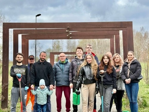 Parki i Górka Słupecka z nowymi nasadzeniami – wspólna akcja mieszkańców