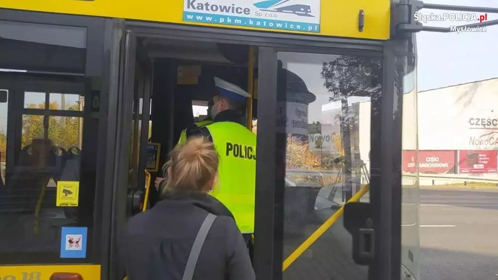 Policjanci kontrolowali środki transportu zbiorowego / fot. KMP Mysłowice
