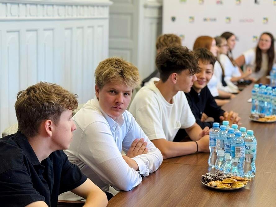 Uroczyste wręczenie medali sportowcom z klas 7–8 Szkoły Podstawowej nr 6 / fot. UM Mysłowice