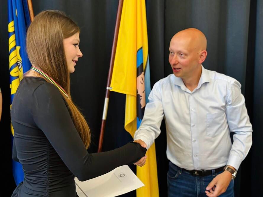 Uroczyste wręczenie medali sportowcom z klas 7–8 Szkoły Podstawowej nr 6 / fot. UM Mysłowice