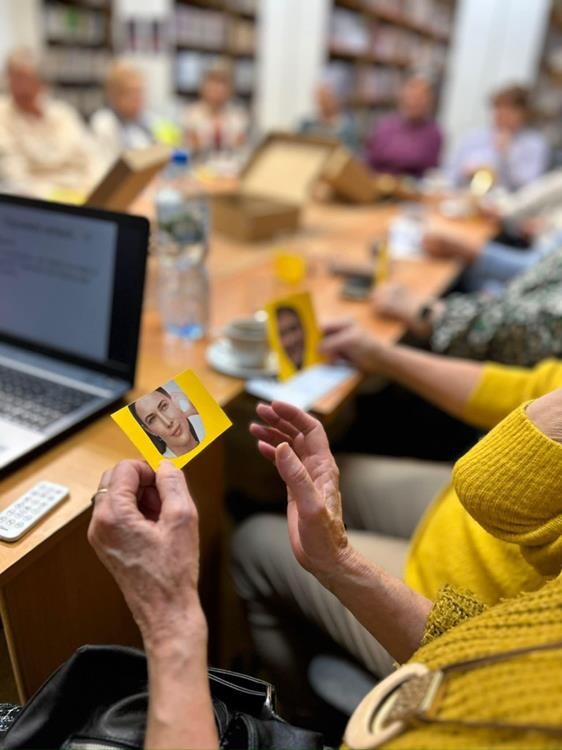 „Uśmiechnij się” - warsztaty dla seniorów / fot. MBP Mysłowice