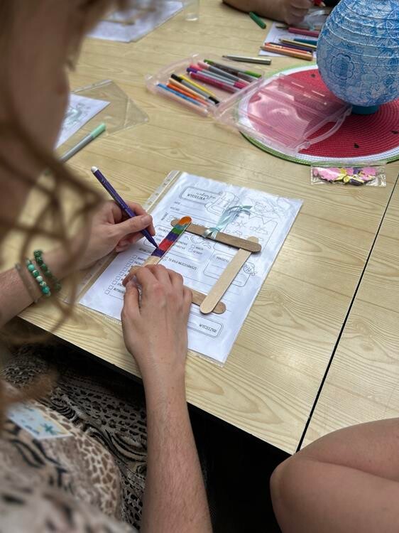 „Wakacje z książką” – zajęcia biblioterapeutyczne / fot. MBP Mysłowice