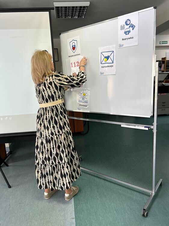 Warsztaty „Smartfon – przyjaciel czy wróg” / fot. MBP Mysłowice