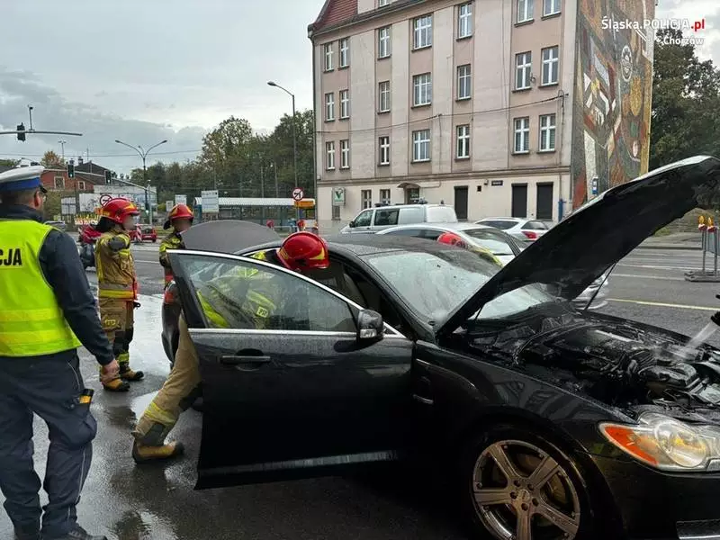 Zapłon samochodu 66-latki z Mysłowic. Policjanci natychmiast zareagowali [WIDEO]